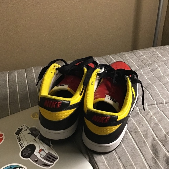 Darrell Dunks Nike - Picture 5 of 5